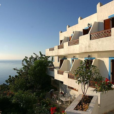 Albatros Hotel Amoopi Zewnętrze zdjęcie